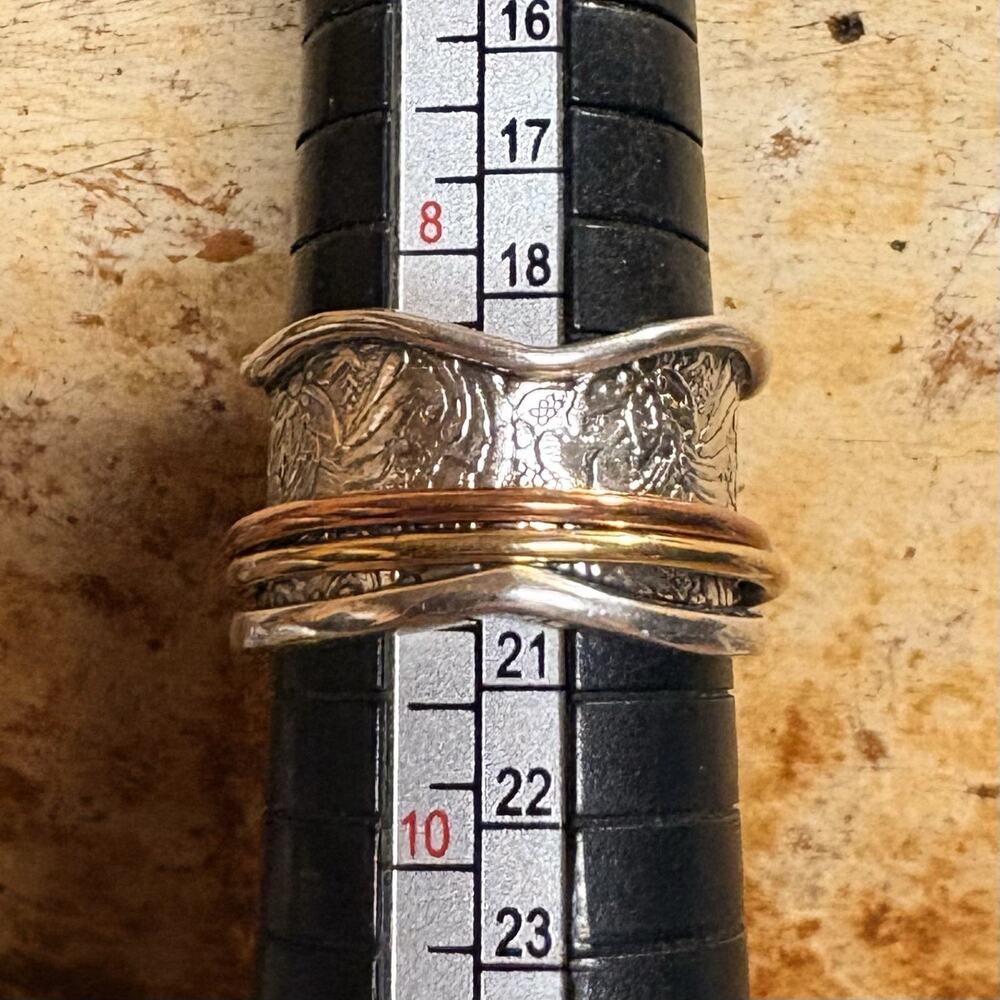 Sterling Silver Mixed Metal Spinner Ring w/ Garnet Size 8.5 - Picture 9 of 9